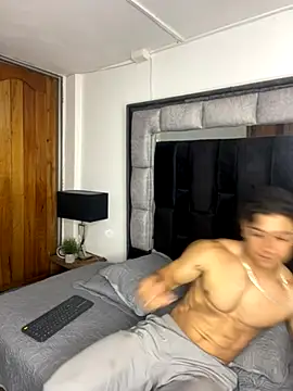 Snapshot of MR_MUSCLE chatting on September 12, 2025, 11:32 am MR MUSCLE online show from September 12, 2025, 11:32 am