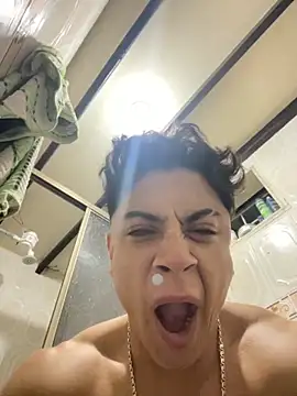 Snapshot of MR_MUSCLE chatting on October 4, 2025, 10:17 am MR MUSCLE online show from October 4, 2025, 10:17 am