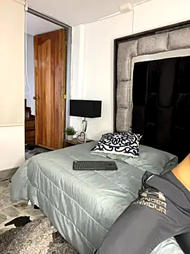 Snapshot of MR_MUSCLE chatting on October 14, 2025, 11:55 am MR MUSCLE online show from October 14, 2025, 11:55 am