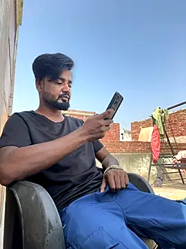 Snapshot of Munny6677 chatting on October 18, 2025, 5:31 am Munny6677 online show from October 18, 2025, 5:31 am