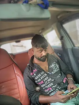 Snapshot of Munny6677 chatting on December 16, 2025, 6:06 am Munny6677 online show from December 16, 2025, 6:06 am