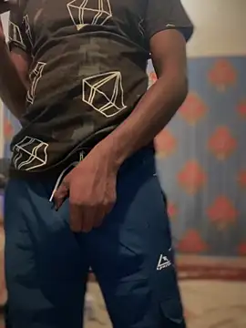 Snapshot of Munny6677 chatting on October 28, 2025, 8:41 pm Munny6677 online show from October 28, 2025, 8:41 pm