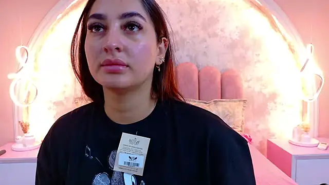JasmineRhodes online show from August 3, 2026, 12:11 pm