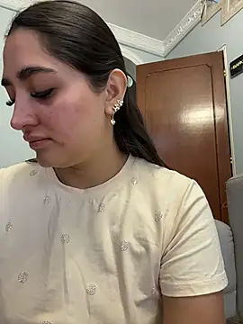 JasmineRhodes online show from July 29, 2026, 12:37 pm