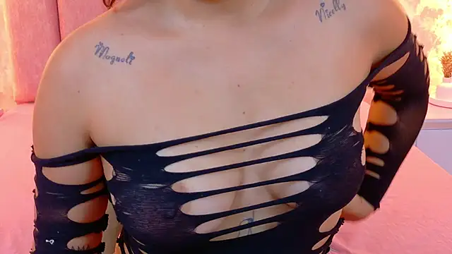 JasmineRhodes online show from February 11, 2026, 1:11 pm