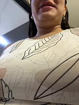 Snapshot of JasmineRhodes chatting on May 30, 2026, 1:17 pm JasmineRhodes online show from May 30, 2026, 1:17 pm