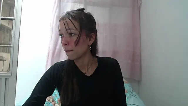 Zafira Mayeers online show from September 25, 2025, 8:04 pm