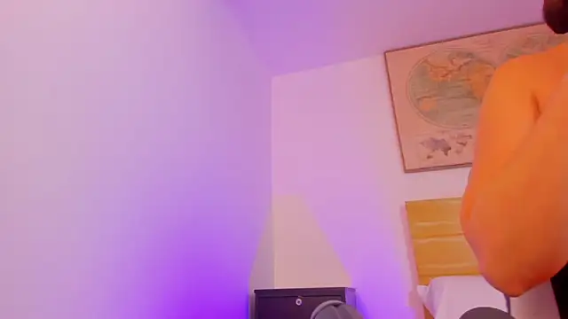 kitty sweeety  online show from October 25, 2025, 12:39 pm