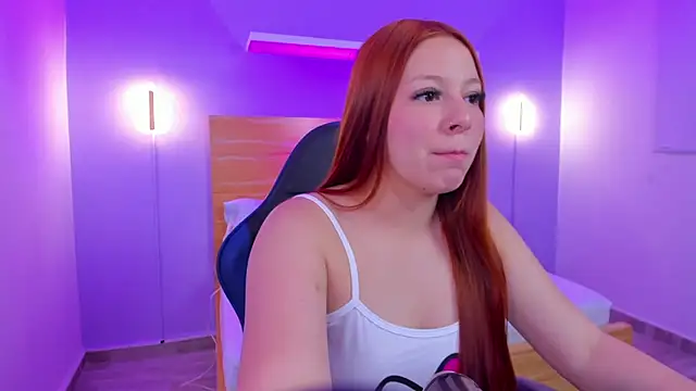 kitty sweeety  online show from May 14, 2026, 12:57 pm