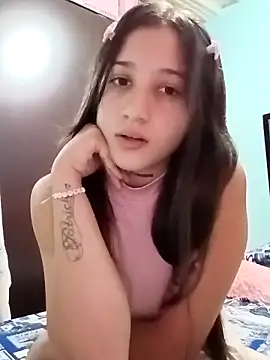 Arii collins1 online show from October 27, 2025, 11:27 pm