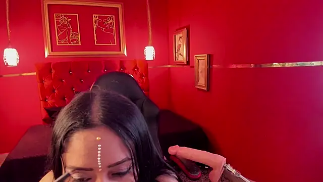 Snapshot of Anissa_Ali chatting on November 14, 2025, 9:18 pm Anissa Ali online show from November 14, 2025, 9:18 pm