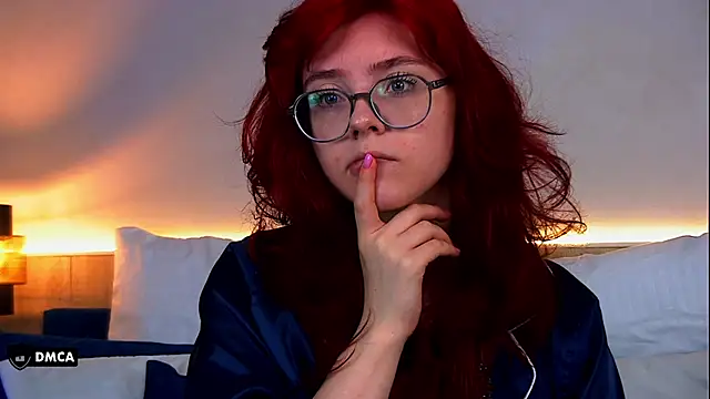 Snapshot of Nora__Ray chatting on June 1, 2026, 7:13 pm Nora Ray online show from June 1, 2026, 7:13 pm