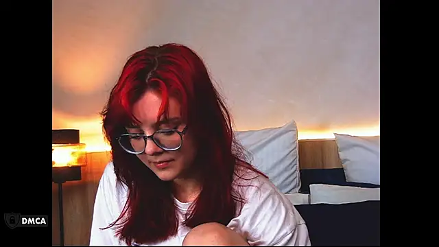 Snapshot of Nora__Ray chatting on June 21, 2026, 7:19 pm Nora Ray online show from June 21, 2026, 7:19 pm