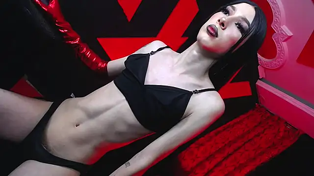 abrilbigcock online show from October 22, 2025, 10:52 pm