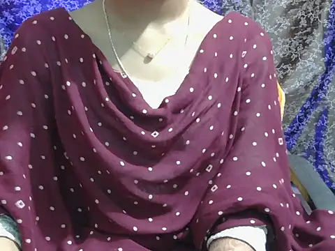 lovely soniya online show from May 4, 2026, 6:27 am