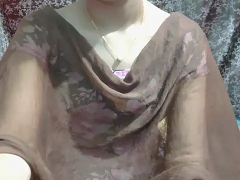 Snapshot of lovely_soniya chatting on July 11, 2026, 6:03 am lovely soniya online show from July 11, 2026, 6:03 am