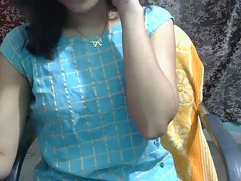 Snapshot of lovely_soniya chatting on July 6, 2026, 5:47 am lovely soniya online show from July 6, 2026, 5:47 am