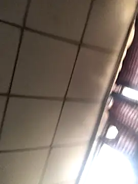 Snapshot of Loer558 chatting on November 14, 2025, 12:25 am Loer558 online show from November 14, 2025, 12:25 am