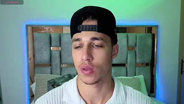 Snapshot of orionblaze69_ chatting on October 19, 2025, 8:17 am orionblaze69 online show from October 19, 2025, 8:17 am