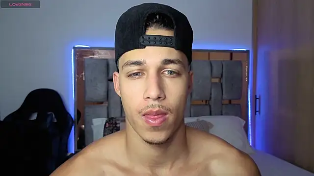 Snapshot of orionblaze69_ chatting on October 25, 2025, 4:00 am orionblaze69 online show from October 25, 2025, 4:00 am