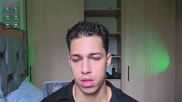 orionblaze69  online show from December 17, 2025, 7:19 pm