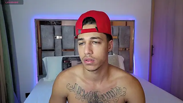 Snapshot of orionblaze69_ chatting on October 21, 2025, 11:09 am orionblaze69 online show from October 21, 2025, 11:09 am