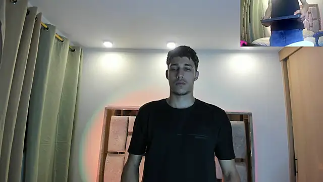 Snapshot of orionblaze69_ chatting on July 10, 2026, 2:00 am orionblaze69 online show from July 10, 2026, 2:00 am