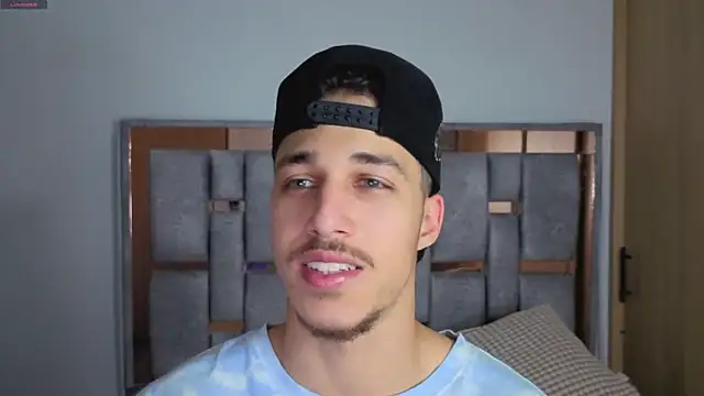 orionblaze69  online show from February 9, 2026, 6:22 am