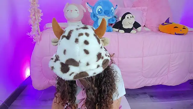 hannacutegod online show from March 28, 2026, 4:24 am