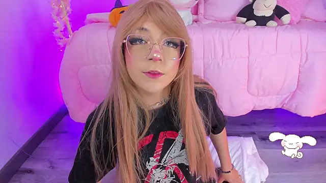 Snapshot of hannacutegod chatting on November 19, 2025, 6:02 am hannacutegod online show from November 19, 2025, 6:02 am