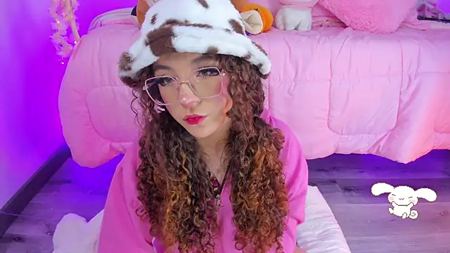 Snapshot of hannacutegod chatting on November 25, 2025, 4:57 am hannacutegod online show from November 25, 2025, 4:57 am