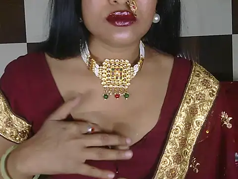 Snapshot of hotee_bhabi chatting on April 18, 2026, 10:50 am hotee bhabi online show from April 18, 2026, 10:50 am