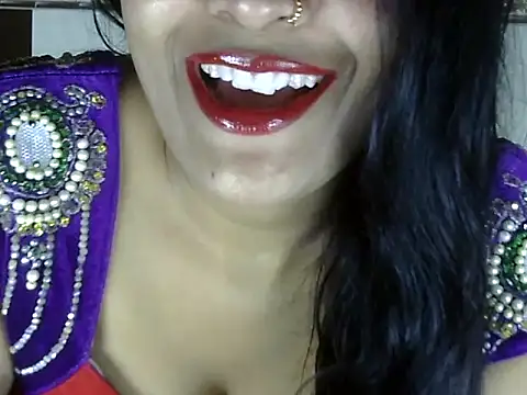 Snapshot of hotee_bhabi chatting on December 14, 2025, 11:05 am hotee bhabi online show from December 14, 2025, 11:05 am