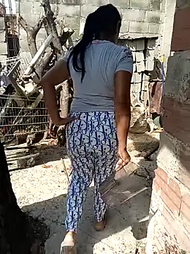 Fernanda30 online show from February 24, 2026, 6:42 pm