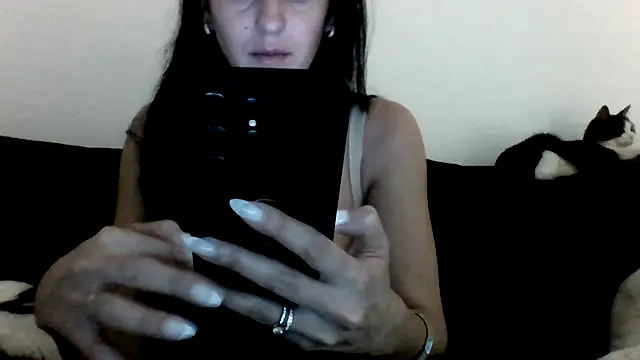 Snapshot of milagaborxx chatting on April 15, 2026, 7:51 pm milagaborxx online show from April 15, 2026, 7:51 pm