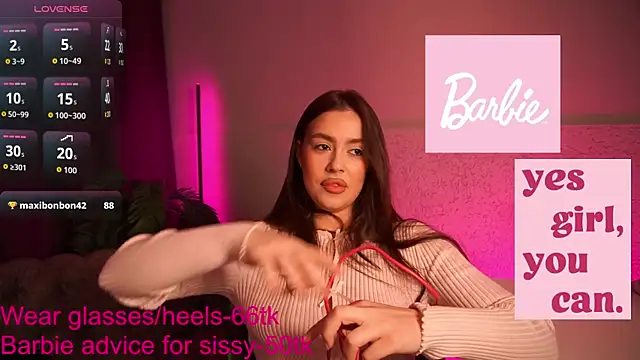 Snapshot of EmiliyaRoude chatting on November 6, 2025, 12:31 pm EmiliyaRoude online show from November 6, 2025, 12:31 pm