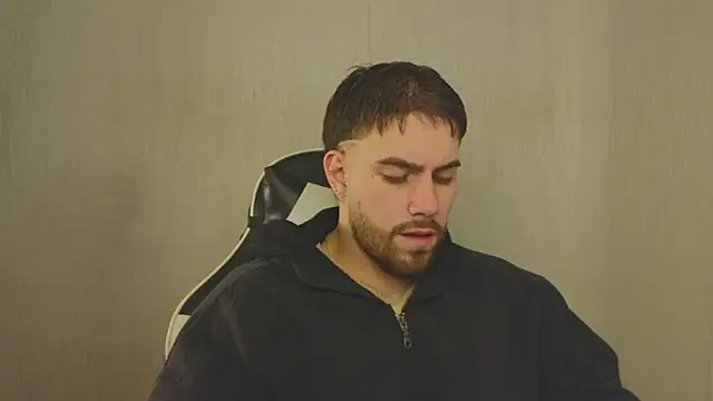 Ades Lowe online show from October 26, 2025, 11:32 am