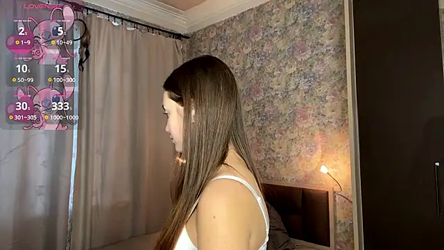 Snapshot of LoraDavi chatting on March 2, 2026, 5:08 am LoraDavi online show from March 2, 2026, 5:08 am