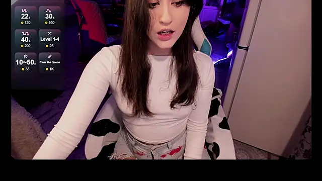 Snapshot of Sserendipityy chatting on October 31, 2025, 9:00 pm Sserendipityy online show from October 31, 2025, 9:00 pm