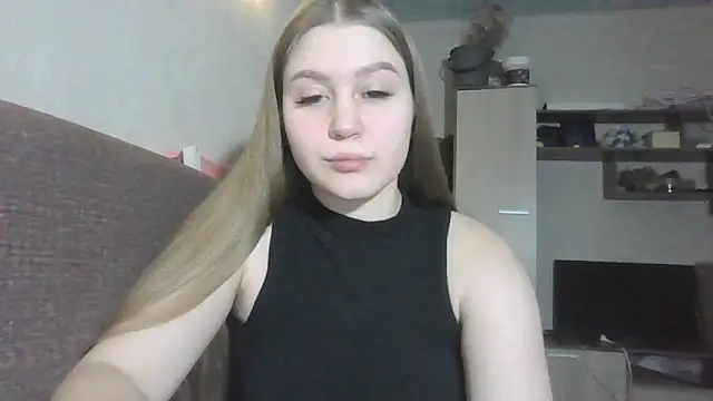 yourhoney Lola  online show from February 2, 2026, 1:54 pm