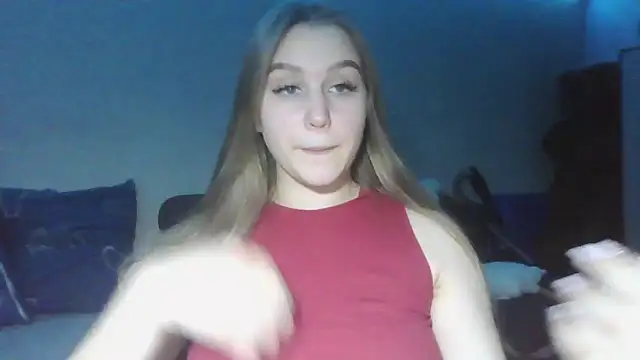 Snapshot of yourhoney_Lola_ chatting on October 19, 2025, 1:25 pm yourhoney Lola online show from October 19, 2025, 1:25 pm