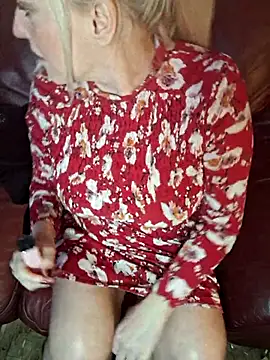 Bouncy-Bella28X online show from February 24, 2026, 2:07 pm