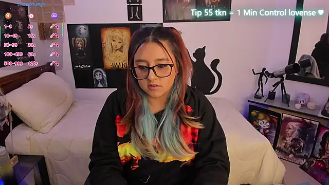 Snapshot of Cherry_blush_ chatting on November 21, 2025, 7:57 pm Cherry blush online show from November 21, 2025, 7:57 pm