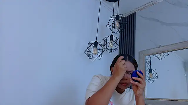 Snapshot of keyla_mejia chatting on June 14, 2026, 12:06 pm keyla mejia online show from June 14, 2026, 12:06 pm