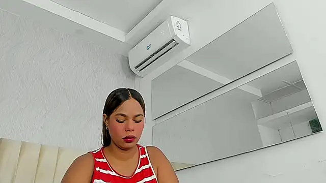 Snapshot of keyla_mejia chatting on July 12, 2026, 12:28 pm keyla mejia online show from July 12, 2026, 12:28 pm
