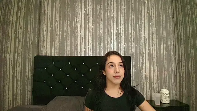 Alicee Moonn online show from June 23, 2026, 7:34 pm