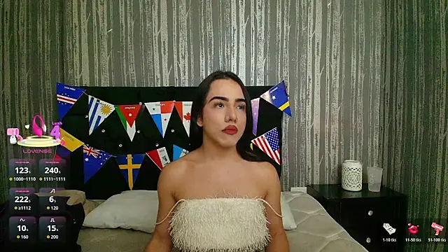 Snapshot of Alicee_Moonn chatting on June 16, 2026, 8:53 pm Alicee Moonn online show from June 16, 2026, 8:53 pm