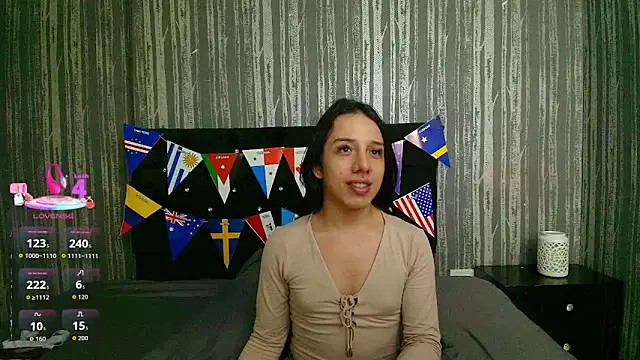 Snapshot of Alicee_Moonn chatting on June 14, 2026, 5:14 pm Alicee Moonn online show from June 14, 2026, 5:14 pm
