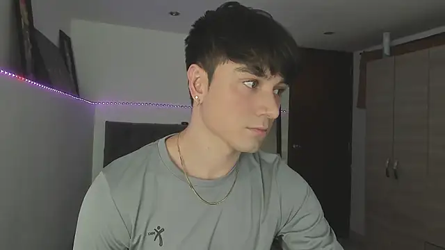 Snapshot of stevve_14 chatting on December 17, 2025, 3:11 am stevve 14 online show from December 17, 2025, 3:11 am