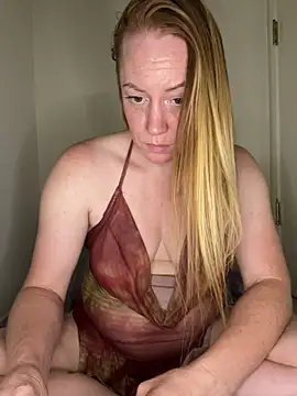 ChiliRoja online show from May 18, 2026, 5:34 am